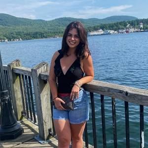 Meet your Posher, Samantha